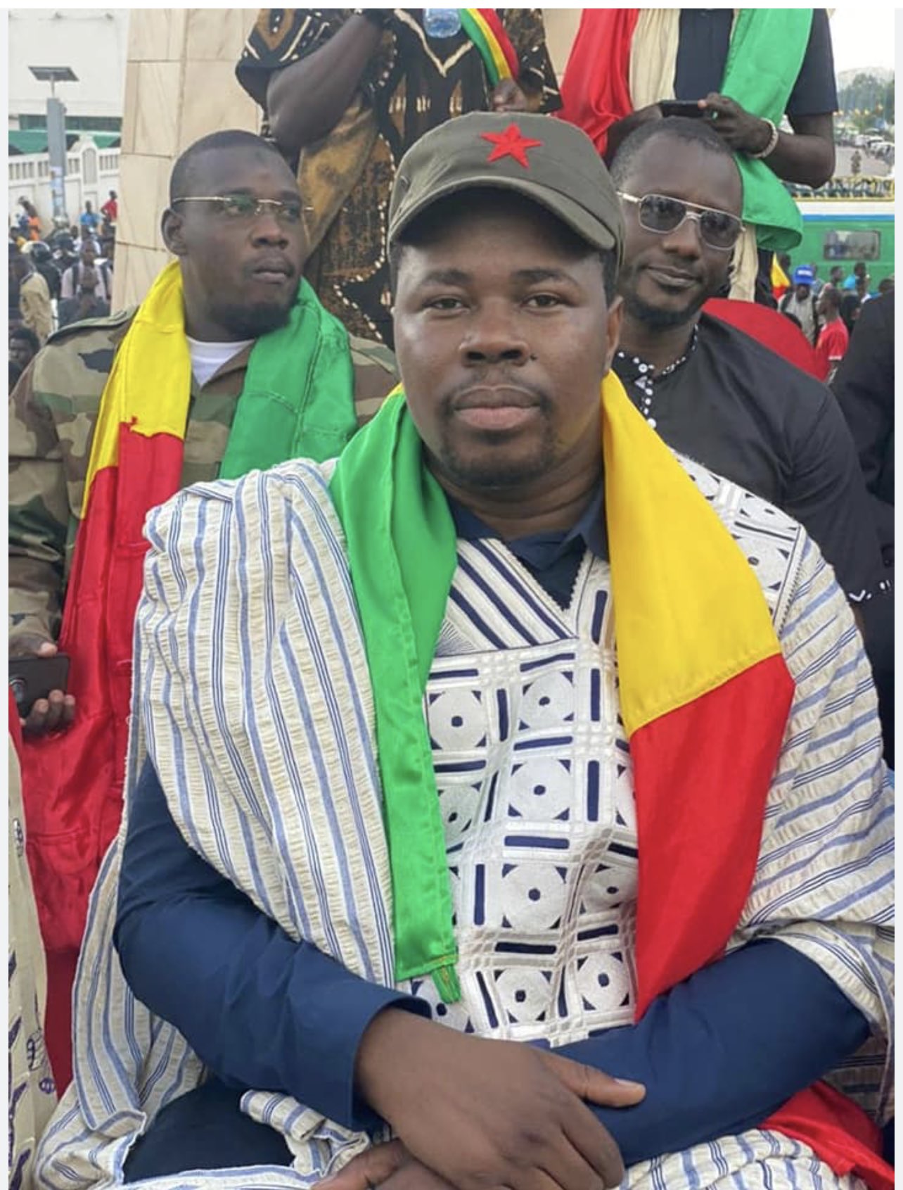 Mali : Ce mardi matin, Adama Diarra, également connu sous le nom de « Ben le Cerveau », a été présenté au procureur du pôle national de lutte contre la cybercriminalité. Après sa comparution, le parquet a décidé de le placer sous mandat de dépôt pour « flagrant délit ».