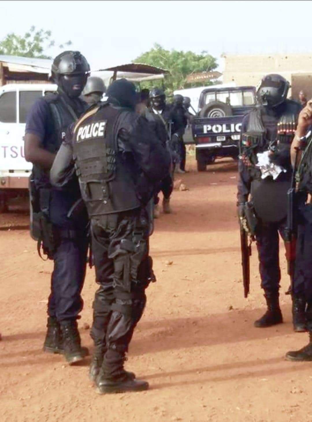 RIPOSTE VIGOUREUSE DES HOMMES DE LA BRIGADE ANTI-CRIMINALITÉ : Les Forces Armées et de Sécurité ont, ce dimanche 03 septembre 2023, déjoué une attaque terroriste contre le Poste de Dialakoroba, sur l’axe Bamako-Sikasso.