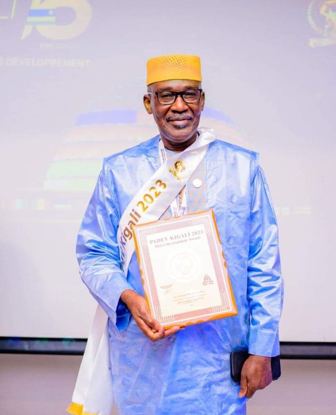 18ème édition des Prix Africains de Développement (PADEV 2023) : Mamadou Naman KEÏTA, Haut fonctionnaire, Officier de l’Ordre National du Mali, distingué au Rwanda